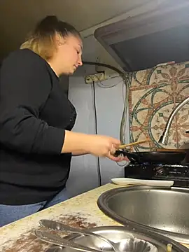 Joannakiss online show from 03.11.25