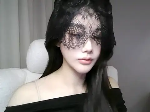 xiaxia-baby  online show from 11.25.25