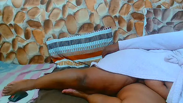 AfricanBigAssxx98 online show from 12.02.25