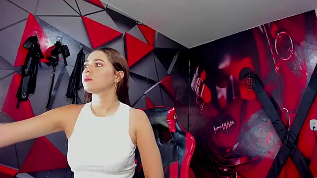 Hana and Zeta online show from 09.10.25