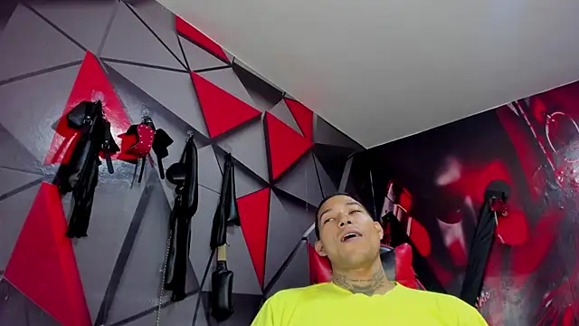 Hana and Zeta online show from 09.12.25