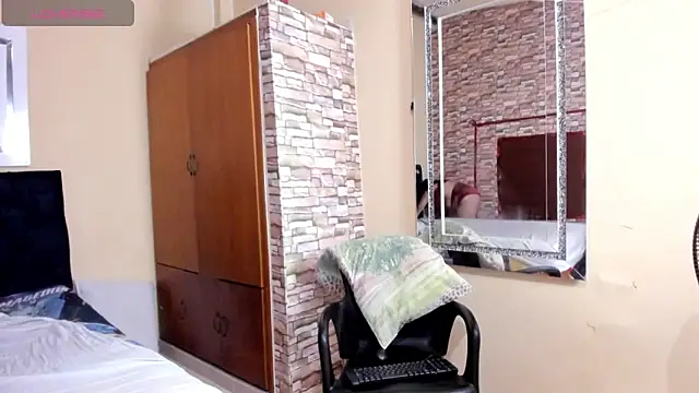 Snapshot of mariana_mauricio_hot chatting on 05.21.26 mariana mauricio hot online show from 05.21.26