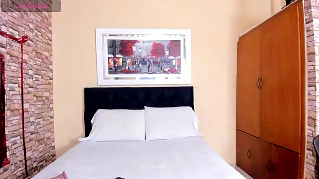 Snapshot of mariana_mauricio_hot chatting on 05.25.26 mariana mauricio hot online show from 05.25.26