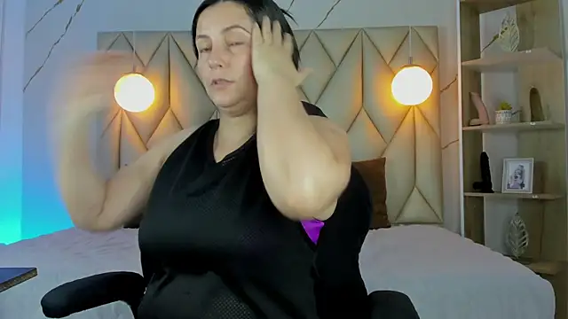 Snapshot of angelswets chatting on 01.13.26 angelswets online show from 01.13.26