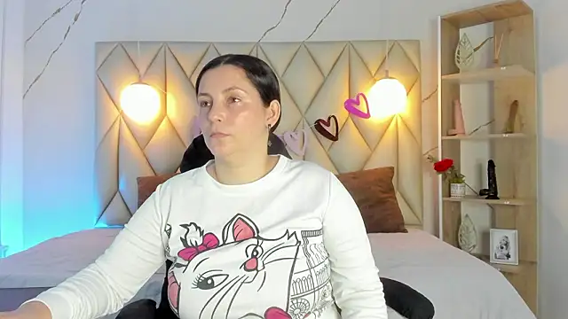 Snapshot of angelswets chatting on 02.24.26 angelswets online show from 02.24.26