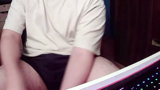 Snapshot of pisceslost chatting on 10.05.25 pisceslost online show from 10.05.25