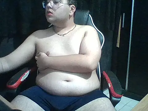 Snapshot of BabyFade chatting on 10.26.25 BabyFade online show from 10.26.25