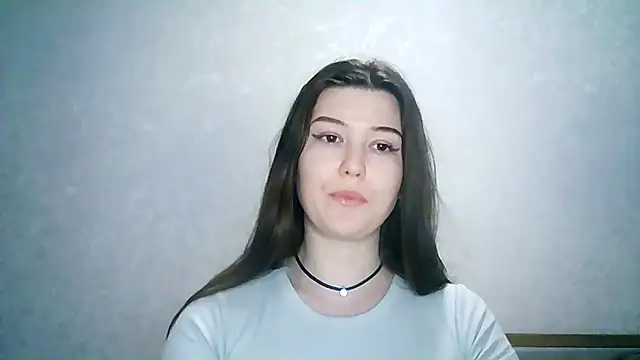 Snapshot of SeductiveTati chatting on 12.18.24 SeductiveTati online show from 12.18.24