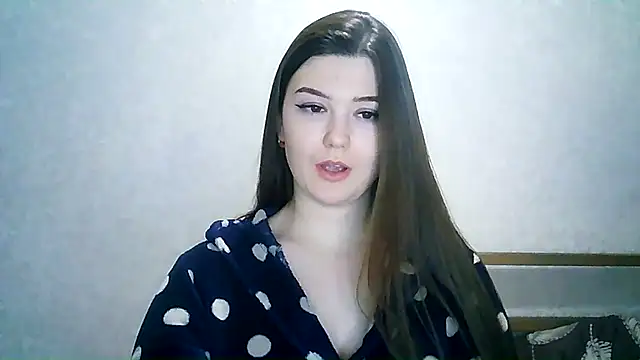 Snapshot of SeductiveTati chatting on 12.29.24 SeductiveTati online show from 12.29.24