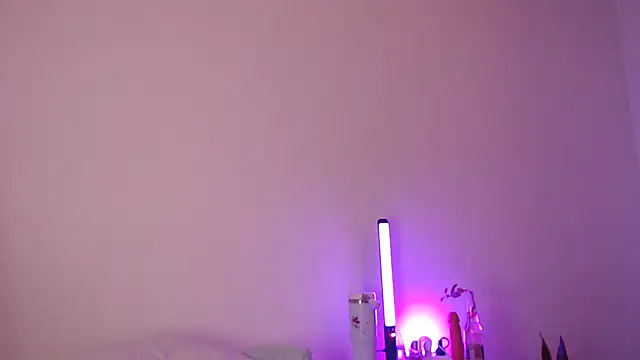 EffyScarlet online show from 10.23.25