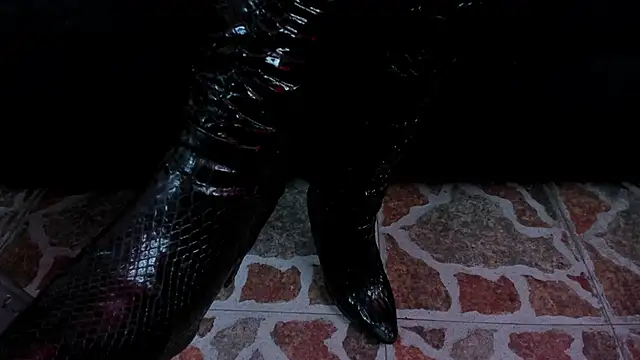 lilith-deveraux online show from 09.13.25