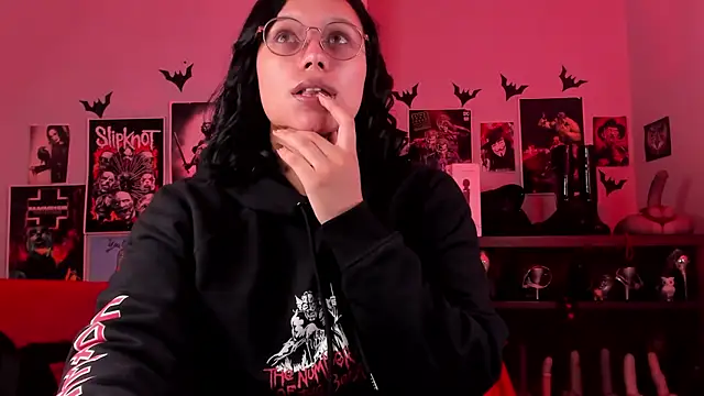 lilith-deveraux online show from 04.01.26