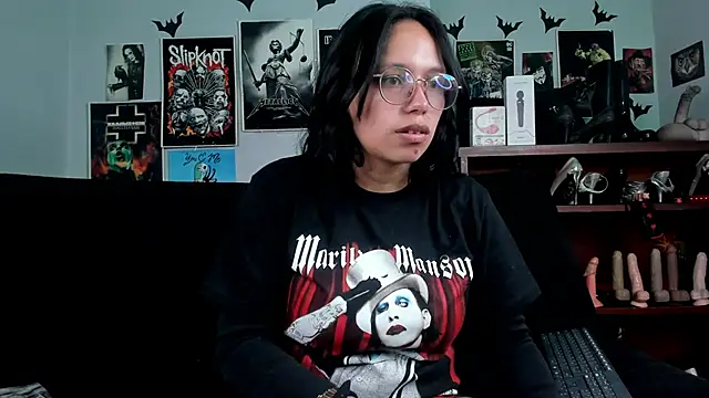 Snapshot of lilith-deveraux chatting on 06.02.26 lilith-deveraux online show from 06.02.26