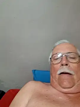 Snapshot of NawtyB1965 chatting on 01.12.26 NawtyB1965 online show from 01.12.26