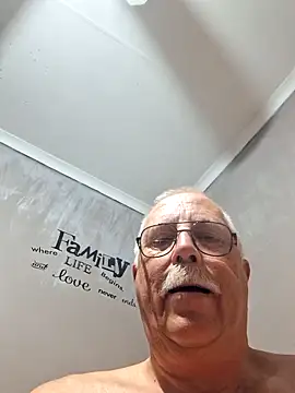 Snapshot of NawtyB1965 chatting on 02.06.26 NawtyB1965 online show from 02.06.26