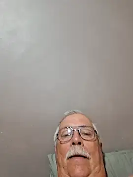 Snapshot of NawtyB1965 chatting on 02.20.26 NawtyB1965 online show from 02.20.26