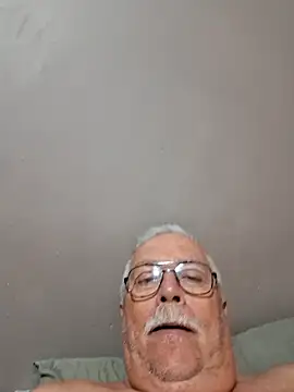 Snapshot of NawtyB1965 chatting on 04.06.26 NawtyB1965 online show from 04.06.26