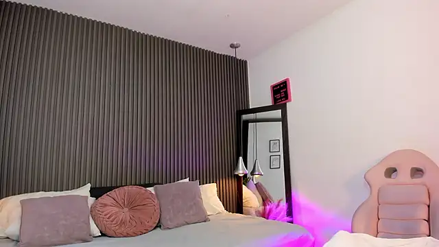 Snapshot of Axel_brunette1 chatting on 02.03.26 Axel brunette1 online show from 02.03.26