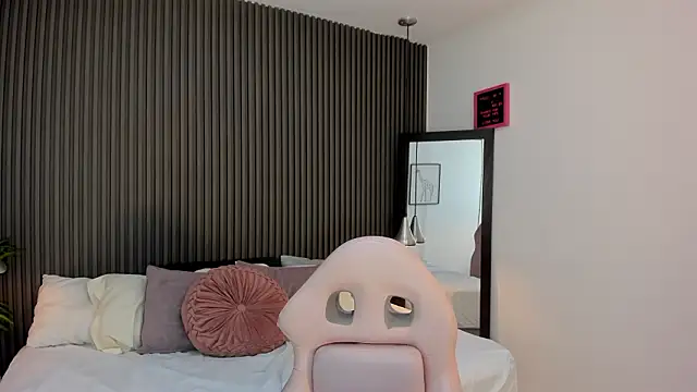 Snapshot of Axel_brunette1 chatting on 03.16.26 Axel brunette1 online show from 03.16.26