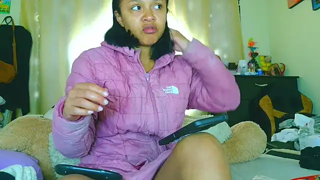 Snapshot of Samary_thomas chatting on 04.29.26 Samary thomas online show from 04.29.26