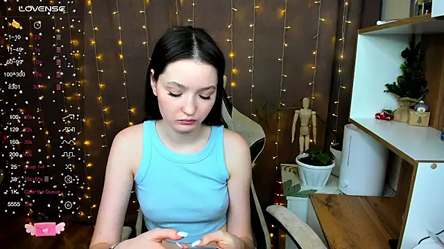 Fairyy Moon online show from 01.07.25