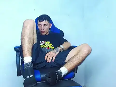 Snapshot of bab_boy_777 chatting on 12.08.24 bab boy 777 online show from 12.08.24