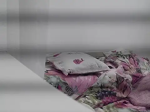 Snapshot of uleglasuczPL chatting on 10.07.25 uleglasuczPL online show from 10.07.25