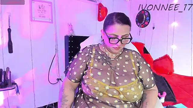 Ivonnee   online show from 03.17.26