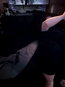 alienbunny online show from 02.18.25