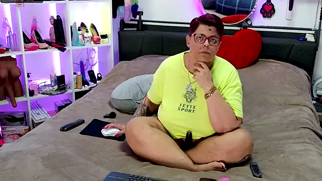 Snapshot of SunshineLexi chatting on 03.08.26 SunshineLexi online show from 03.08.26