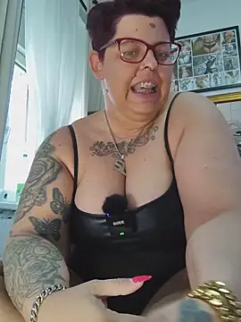 Snapshot of SunshineLexi chatting on 03.27.26 SunshineLexi online show from 03.27.26