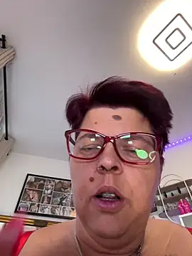 Snapshot of SunshineLexi chatting on 04.01.26 SunshineLexi online show from 04.01.26