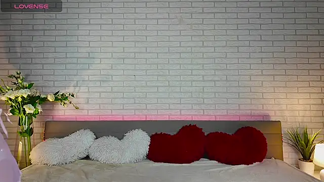 NovaBlissss online show from 09.21.25