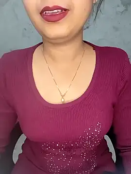 Snapshot of Shanaya_Hotty chatting on 12.25.24 Shanaya Hotty online show from 12.25.24