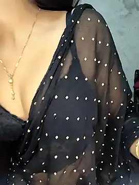 Snapshot of Shanaya_Hotty chatting on 12.28.24 Shanaya Hotty online show from 12.28.24