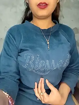 Snapshot of Shanaya_Hotty chatting on 01.11.25 Shanaya Hotty online show from 01.11.25