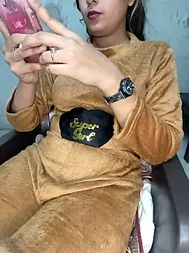 Snapshot of Shanaya_Hotty chatting on 01.12.25 Shanaya Hotty online show from 01.12.25