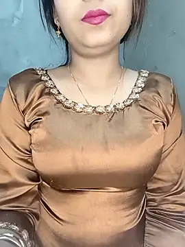 Snapshot of Shanaya_Hotty chatting on 03.09.25 Shanaya Hotty online show from 03.09.25