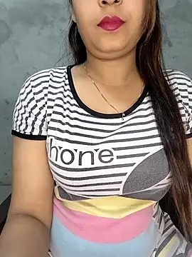 Snapshot of Shanaya_Hotty chatting on 03.12.25 Shanaya Hotty online show from 03.12.25