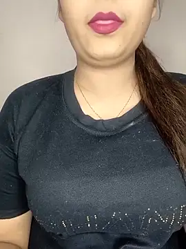 Snapshot of Shanaya_Hotty chatting on 11.23.25 Shanaya Hotty online show from 11.23.25