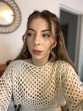 Mia Ethan online show from 11.12.25