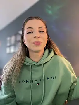 Mia Ethan online show from 03.29.26