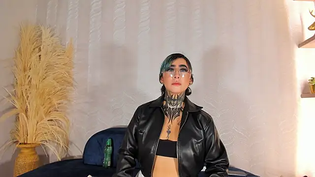 Alahia Dangelo online show from 05.27.26