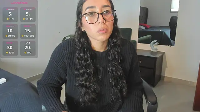 Snapshot of _maria_foxx_ chatting on 11.04.25 maria foxx online show from 11.04.25