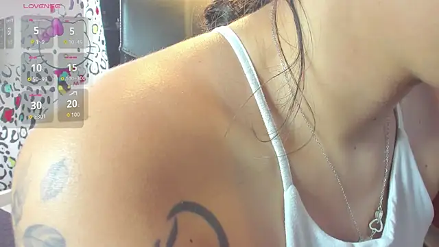 Snapshot of _maria_foxx_ chatting on 11.11.25 maria foxx online show from 11.11.25