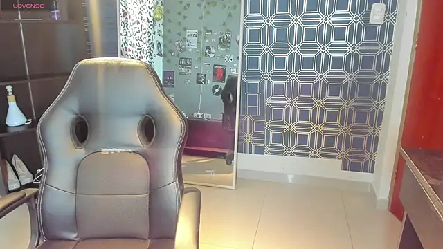 Snapshot of _maria_foxx_ chatting on 11.22.25 maria foxx online show from 11.22.25