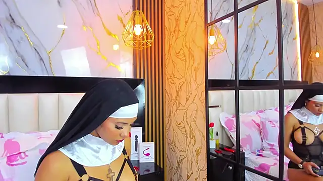 SofiaLaurents online show from 03.01.25