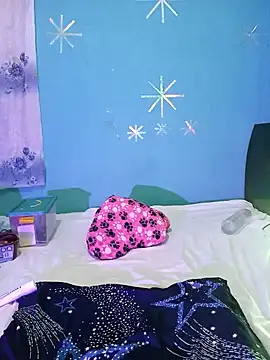 dulcesilvana10 online show from 12.19.24