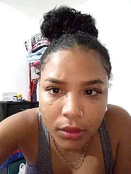 dulcesilvana10 online show from 09.26.25