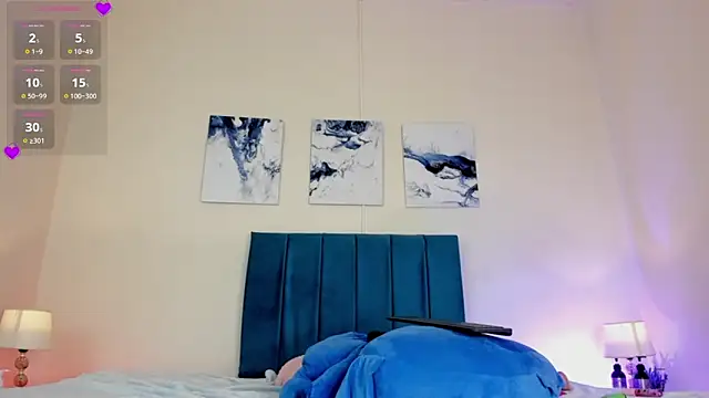 Snapshot of ahvi_ebony chatting on 03.08.25 ahvi ebony online show from 03.08.25